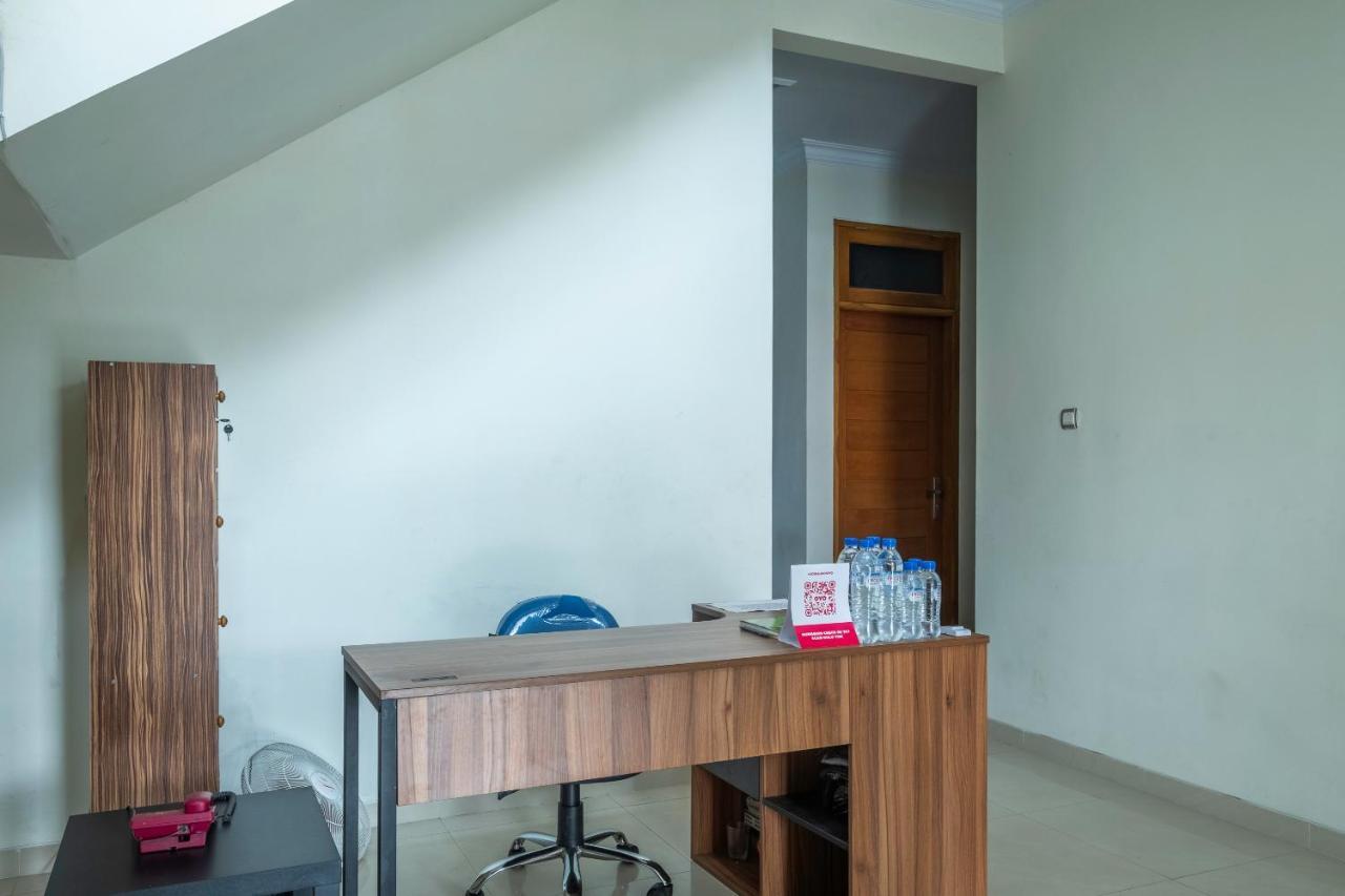 Oyo 2259 Zleepy Ks Tubun Hotel Сиребон Екстериор снимка
